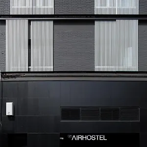 Airhostel Barcelona Airport 24h Vandrarhem
